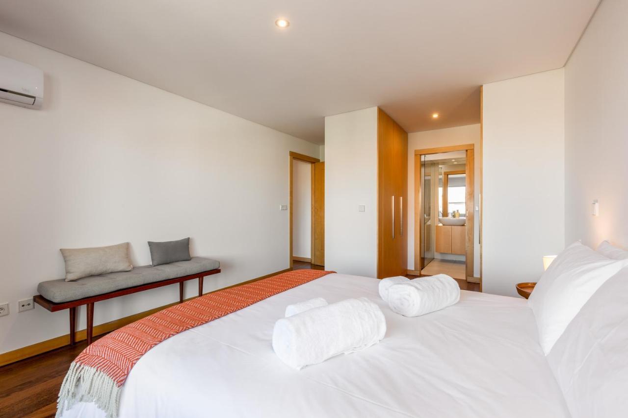 Ferienwohnung Sunny Loft In Downtown Porto With Private Parking Exterior foto