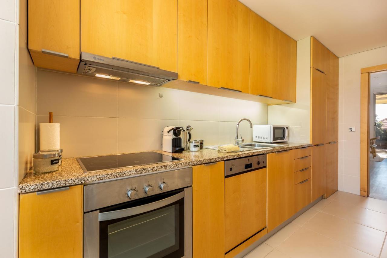 Ferienwohnung Sunny Loft In Downtown Porto With Private Parking Exterior foto