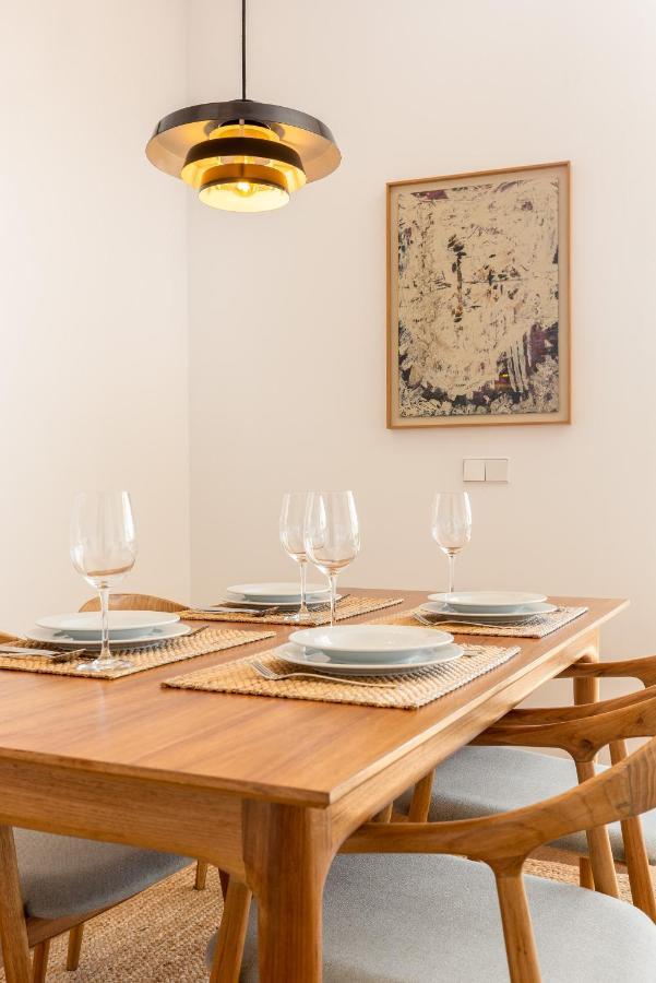 Ferienwohnung Sunny Loft In Downtown Porto With Private Parking Exterior foto